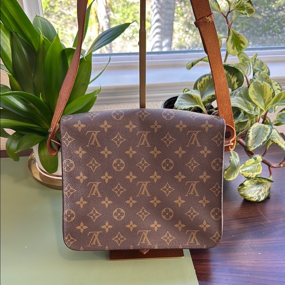 Louis Vuitton Monogram Cartouchiere GM Crossbody Bag - Picture 6 of 13